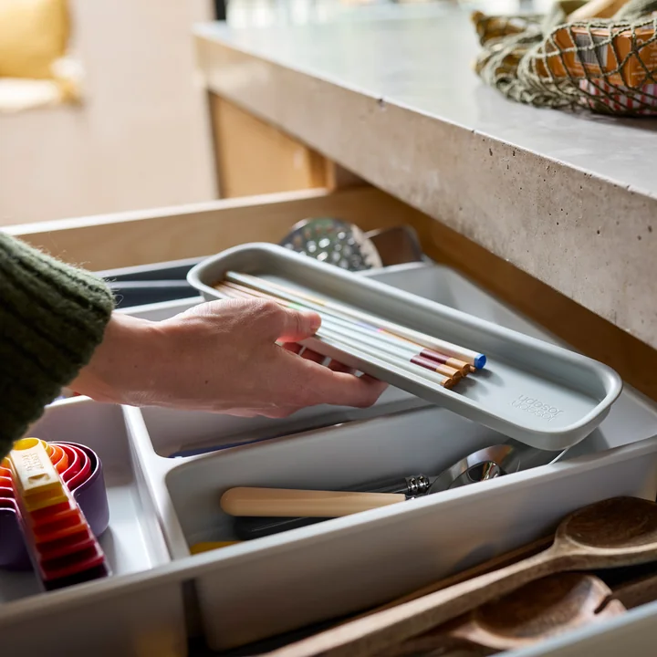 Joseph Joseph - DrawerStore Extendable organizer (8 compartments), light stone