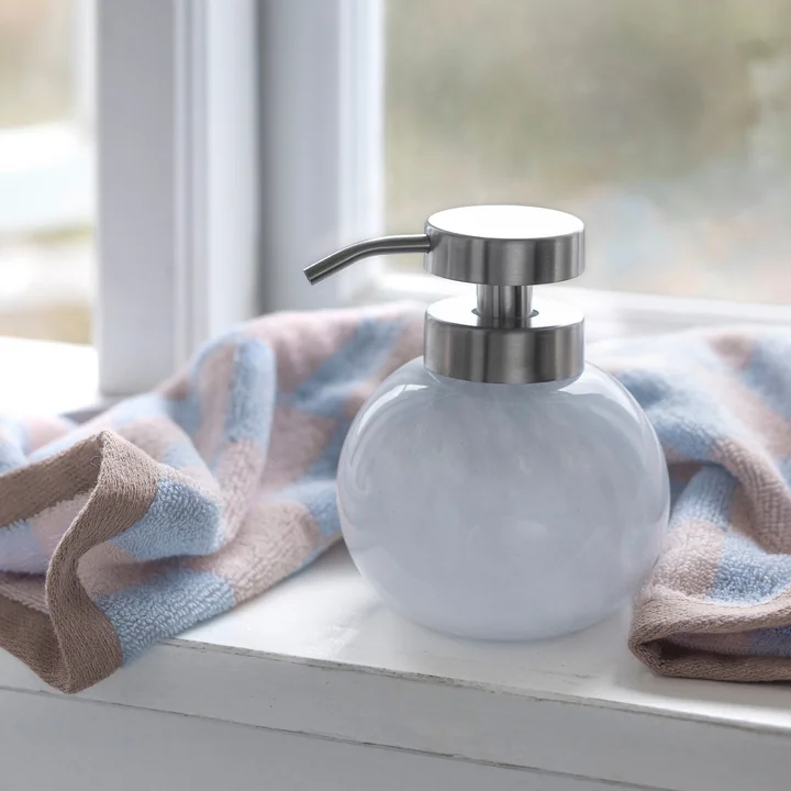 Mette Ditmer - OPAL Soap dispenser, Ø 10.5 x H 12.5 cm, light blue