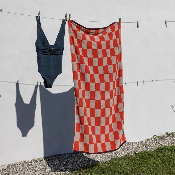 Mette Ditmer - Retro Bath towel, 70 cm x 133 cm, dark orange