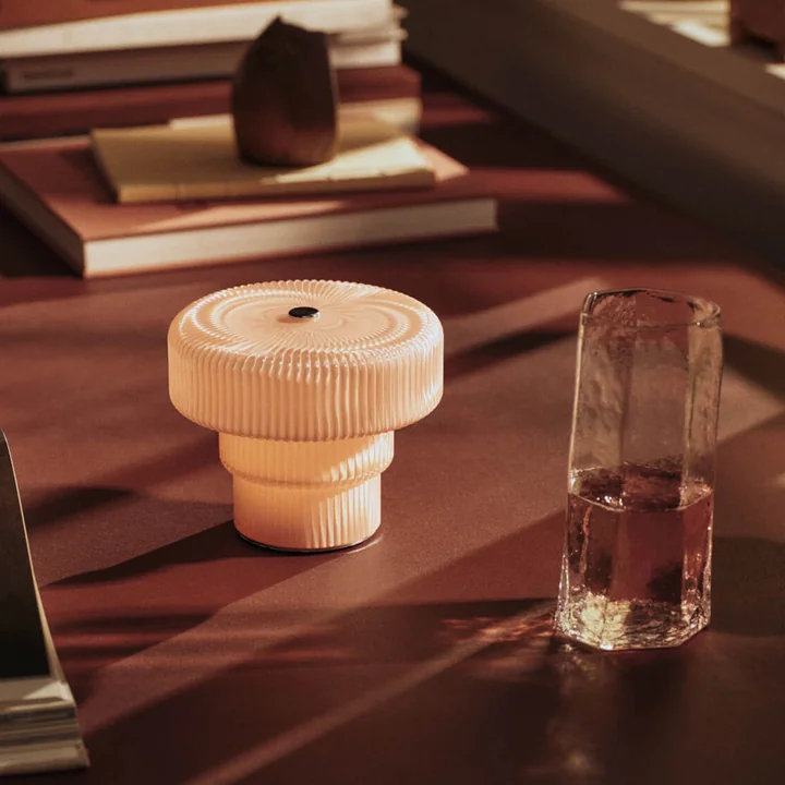 Ferm Living - Ripple LED rechargeable light, pale pink