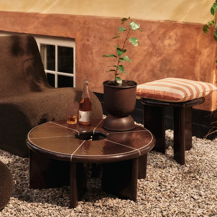 Ferm Living - Hourglass Flower pot extra-small, Ø 21 x H 30 cm, rust