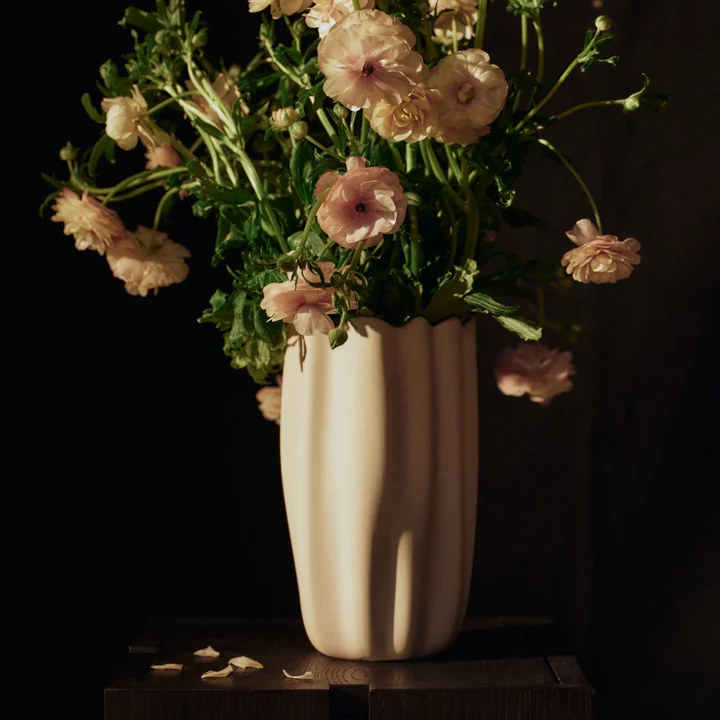 Ferm Living - Nium Vase, H23 cm, off white