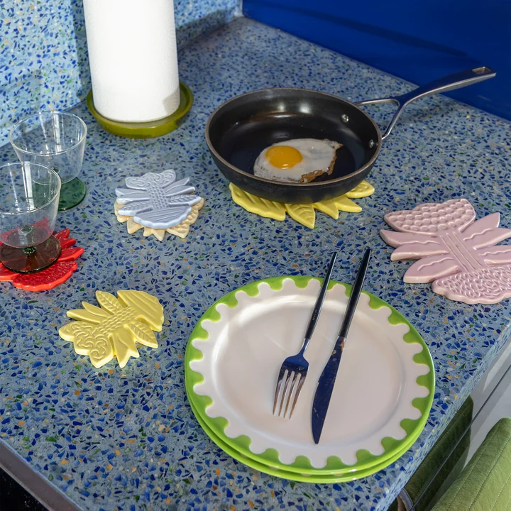 & klevering - Flower trivet