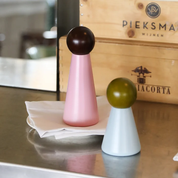 & klevering - Halma Salt and pepper mill