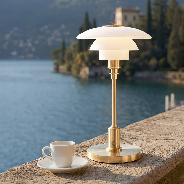 Louis Poulsen - PH 1/1 Portable rechargeable LED table lamp, brass / opal glass