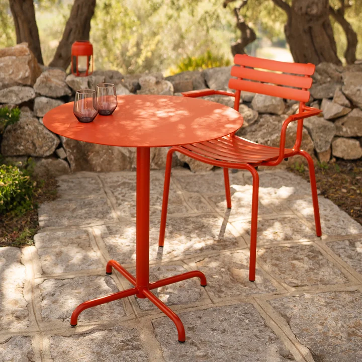 HOUE - Pico Garden table, Ø 74 cm, 4-star frame, cayenne