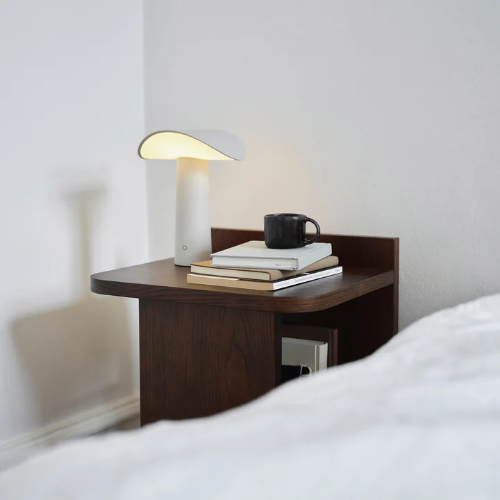 Gejst - LIUM portable table lamp Warm Grey