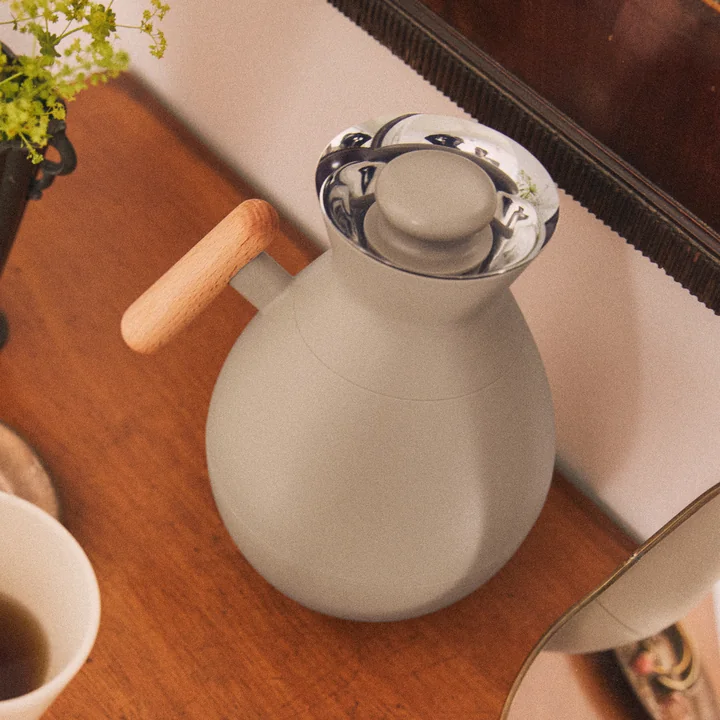 Rosendahl - Stay warm Vacuum jug round, 1.0 l, sand