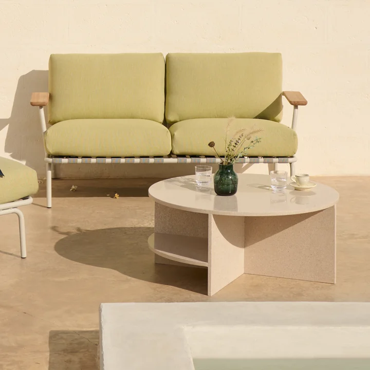 Muuto - Halves Coffee table, light taupe terrazzo