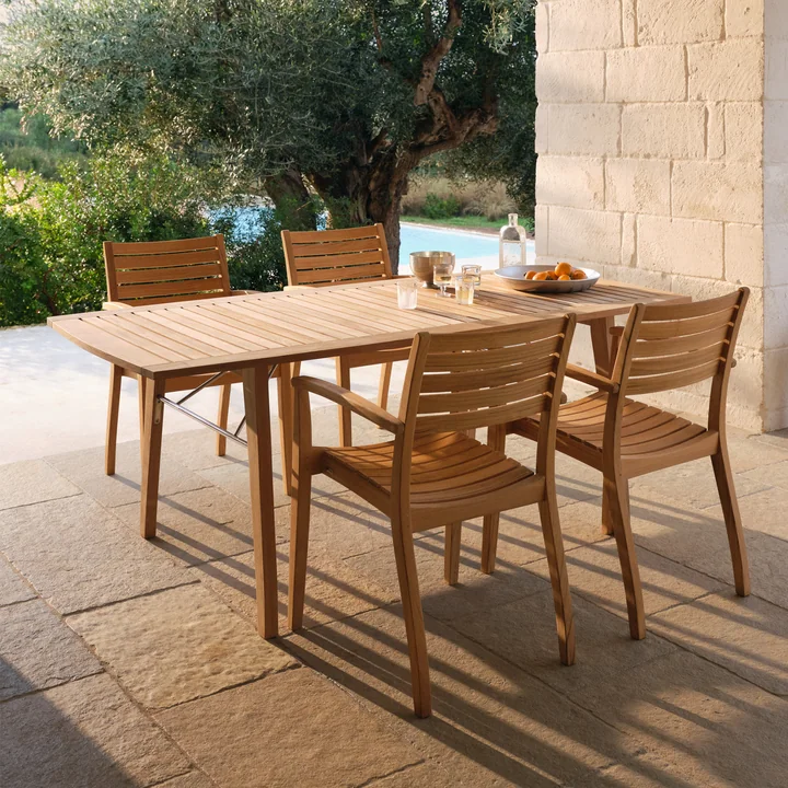 Fritz Hansen - Skagerak Ballare Teak table and armchairs