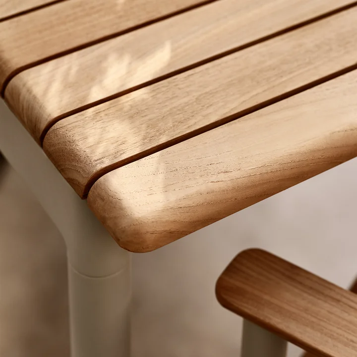 Fritz Hansen - Skagerak Pelagus table, teak / ivory