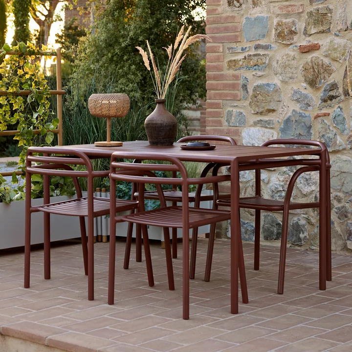 Cane-line - Bliss Dining table and armchairs, desert red