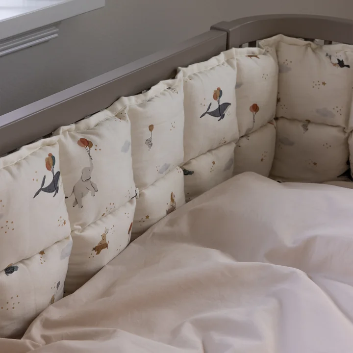 Sebra - Baby cot bumper, quilted / World of Sebra