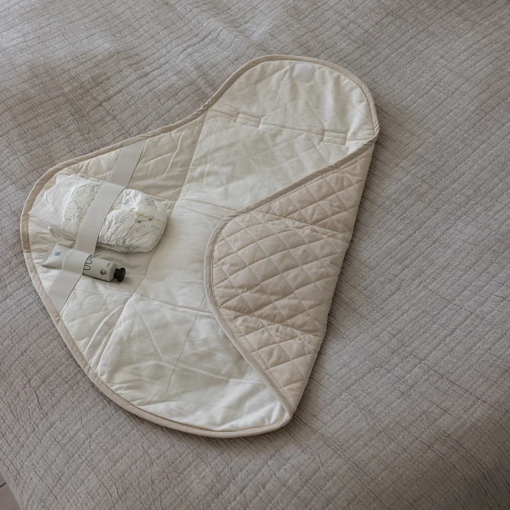 Sebra - On-the-go Changing Pad, Morning Beige