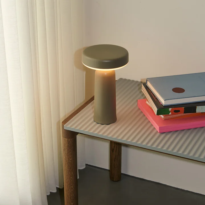 Muuto - Ease Portable LED Outdoor Battery lamp