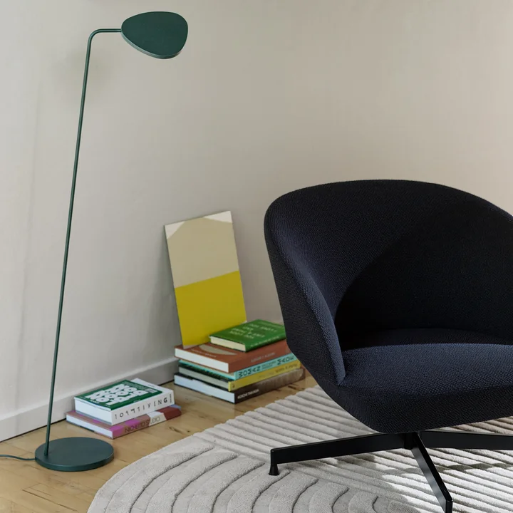 Muuto - Leaf LED floor lamp, dark green