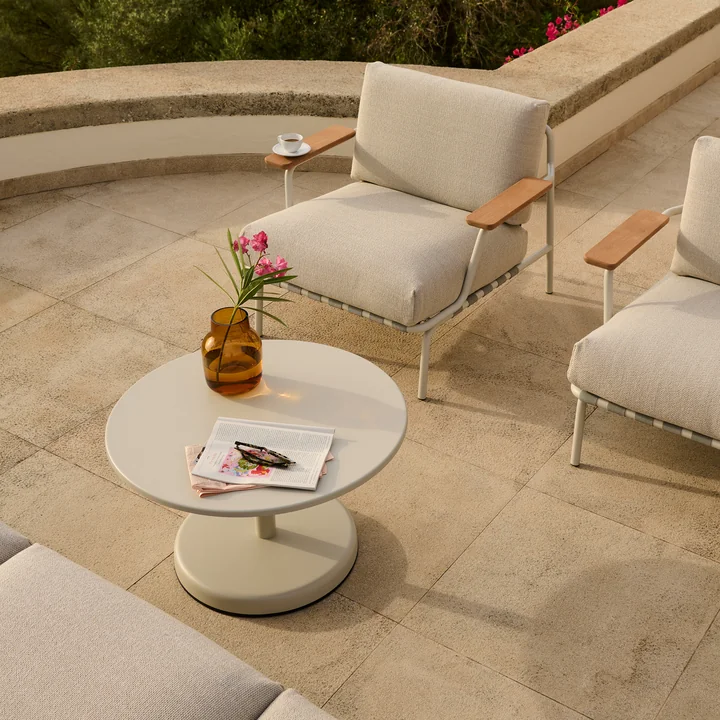 Muuto - Settle Outdoor Lounge Chair, gray