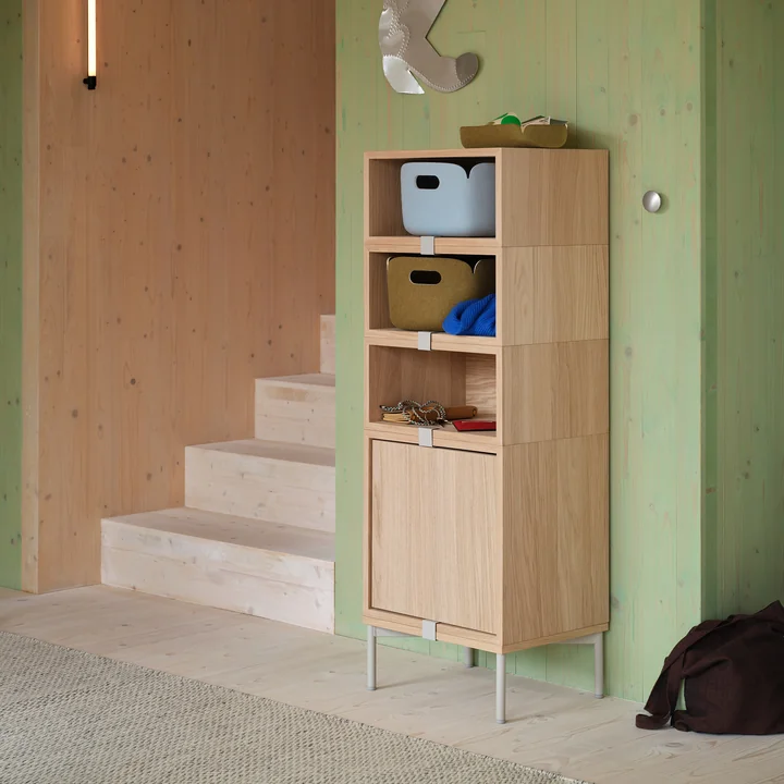 Muuto - Stacked shelving system - oak