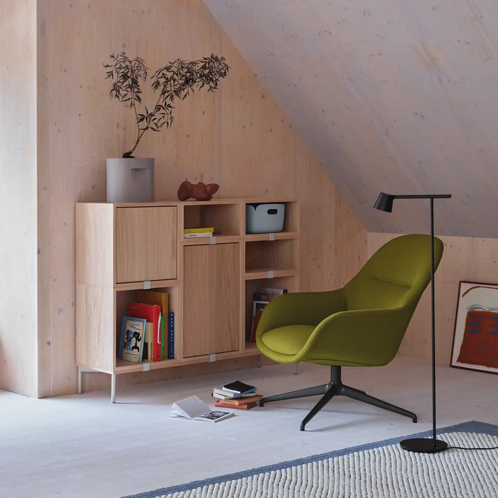Muuto - Stacked shelving system - oak