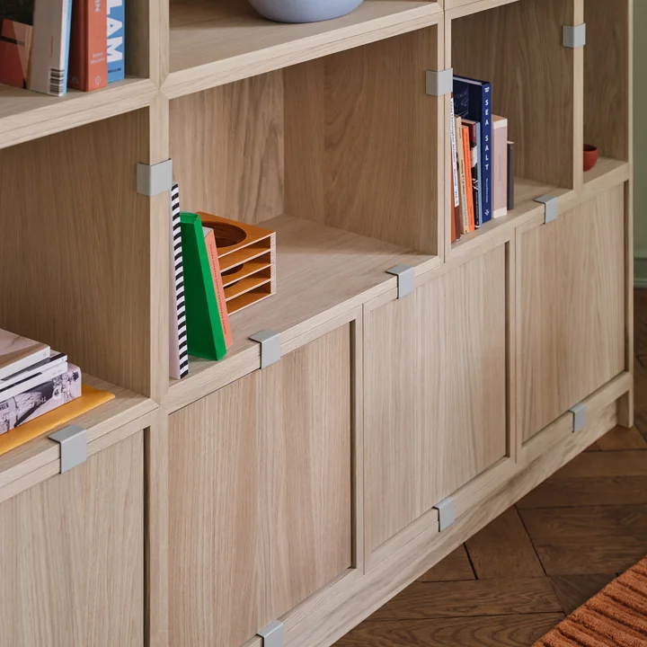 Muuto - Stacked shelving system - oak