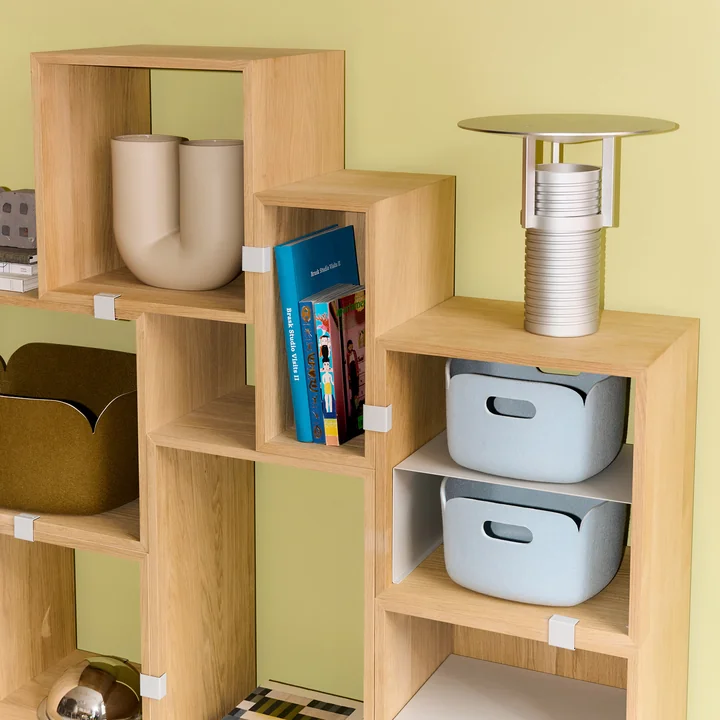 Muuto - Stacked shelving system - oak
