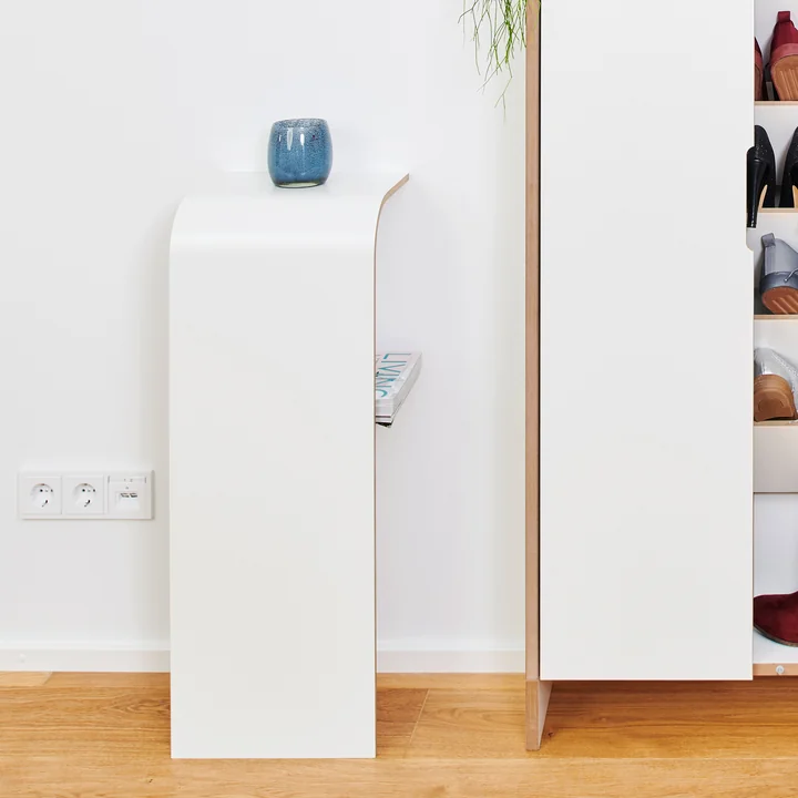 Tojo - find console, white