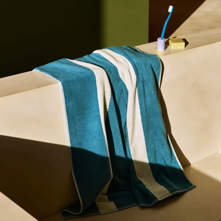 HAY - Stripe Bath Towel 100 x 150 cm, petrol blue