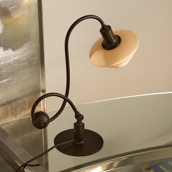 Louis Poulsen - PH 1/1 " Piano " Table Lamp, dusty terracotta, Limited Edition