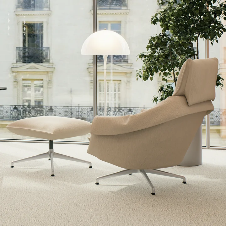 Vitra - Bascule Highback & Ottoman, 4-star aluminum base in chalk finish, F80 Iroko cream upholstery
