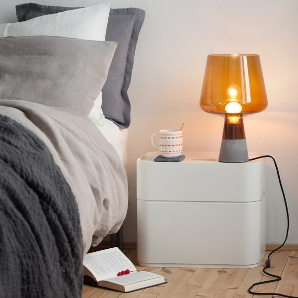 Sarjaton mug and Leimu lamp from Iittala