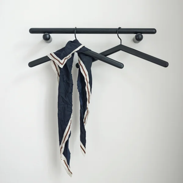 Skagerak - Georg Hanger black, with thin black cloth