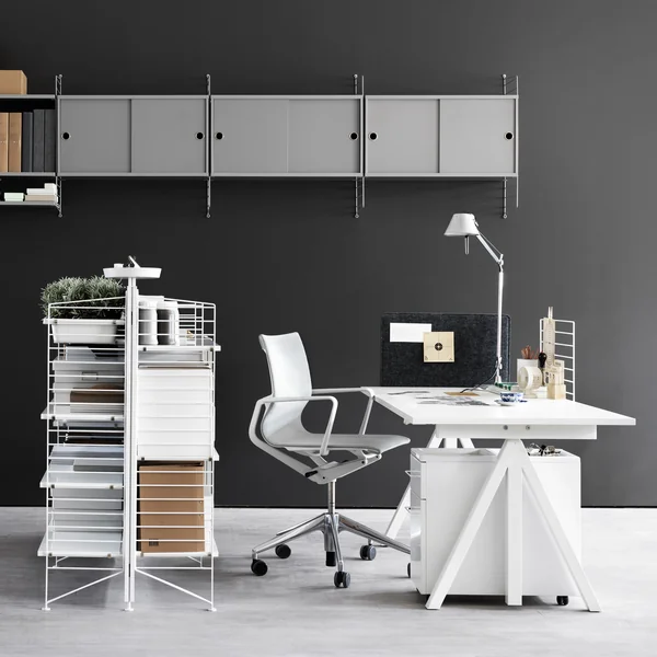 Works Freestanding shelf and desk from String