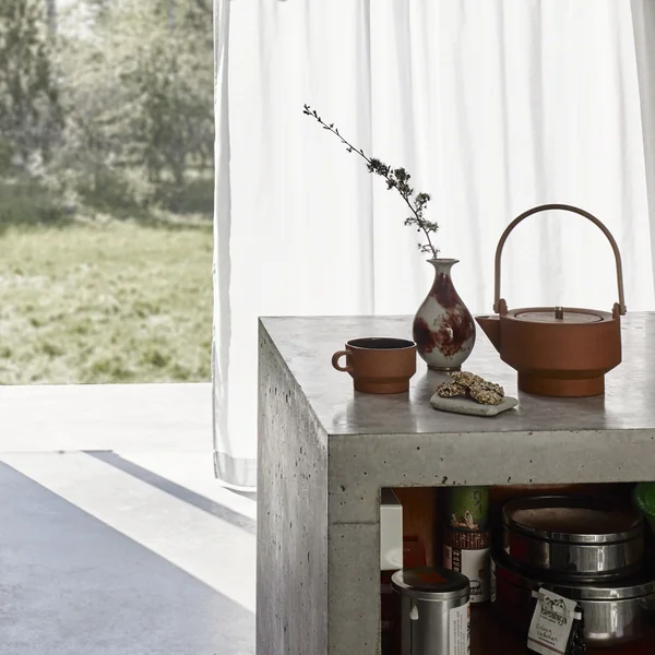 Edge tableware from Skagerak