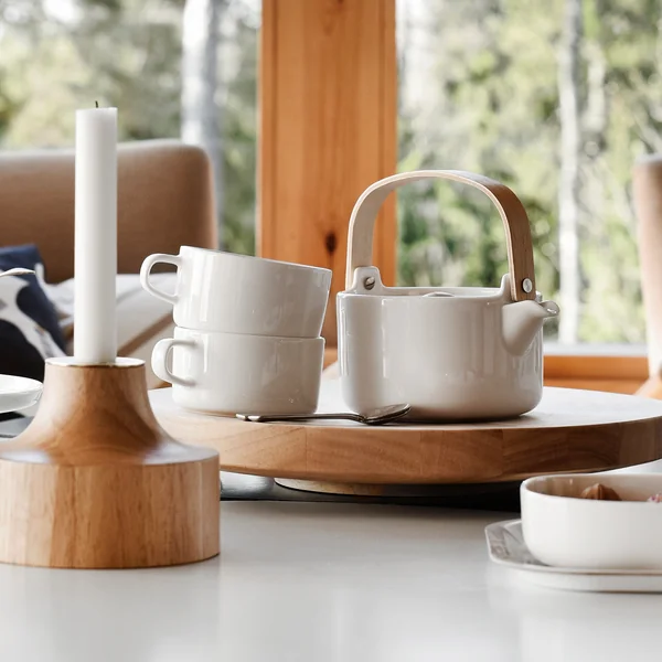 Oiva teapot from Marimekko in white