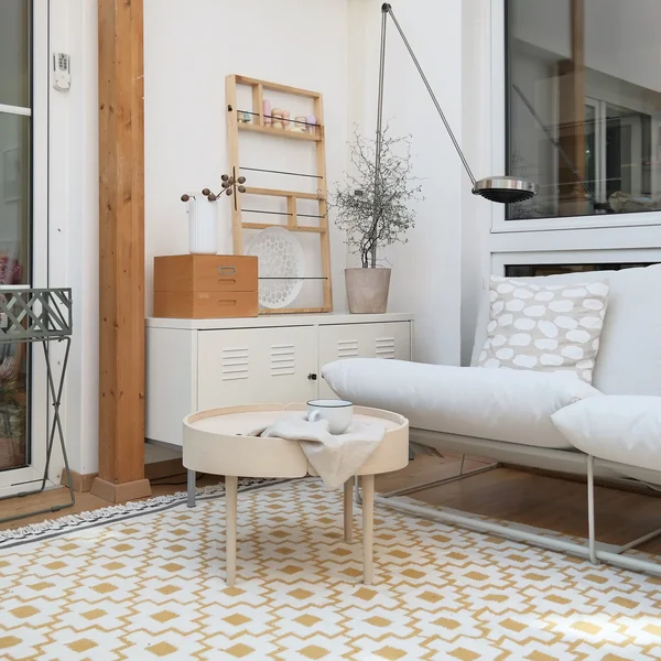 Julia Biersa from Juempati shows us her living room 2