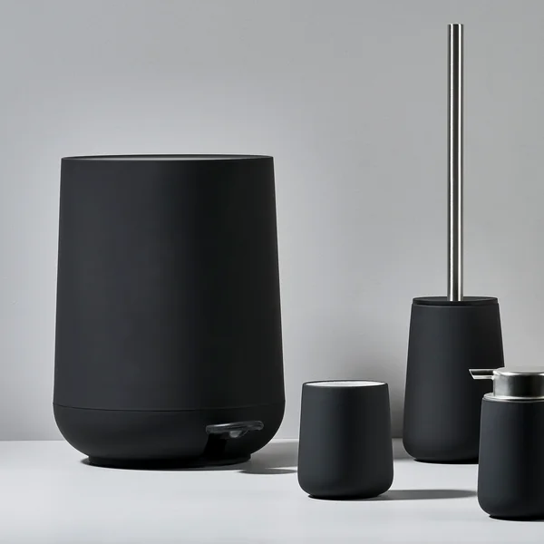 Nova Series in black from Zone Denmark