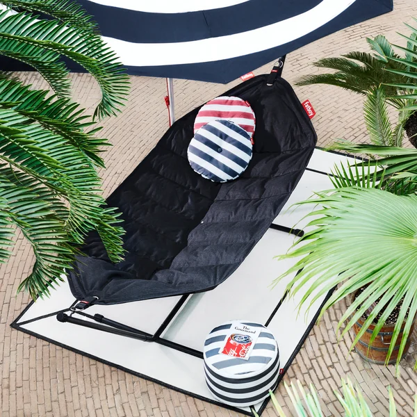 Hammock Headdemock Circle seat cushion and Carpretty outdoor rug from Fatboy