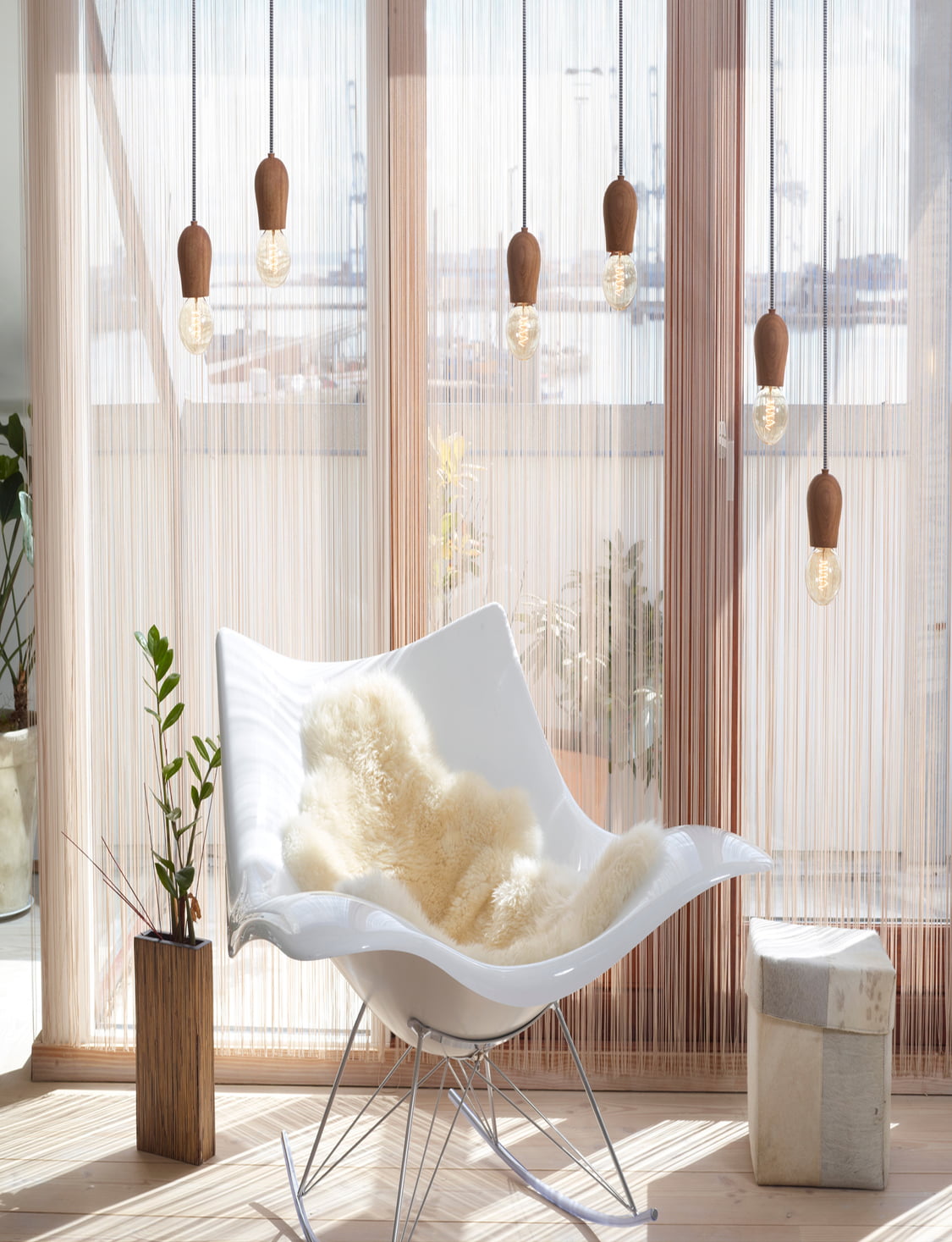 https www connox com categories lighting bulbs nud collection led spiral illuminant html https cdn connox com m 100030 253318 media nud collection spiral nud collection led spiral leuchtmittel 125 mm e27 klar jpg led spiral bulb o 125 mm